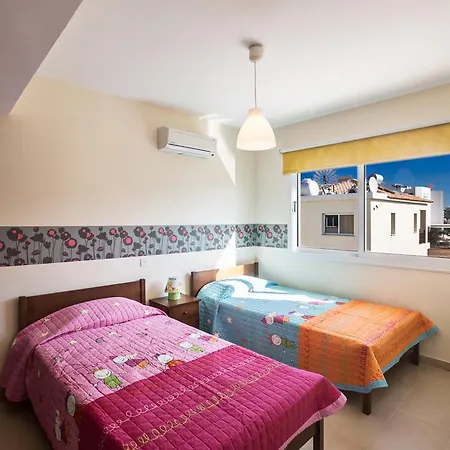 Sunset 16 Semesterbostad *